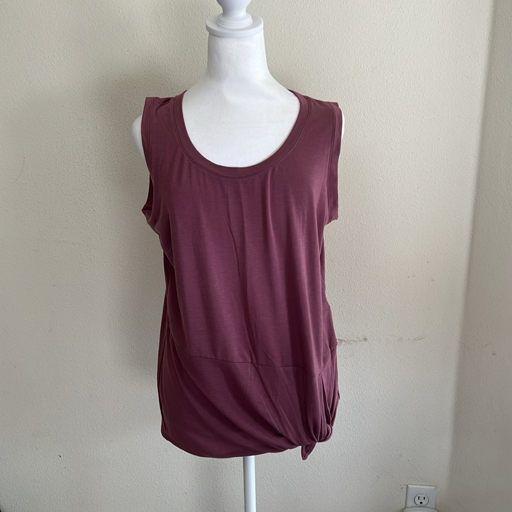 Columbia Sportswear Women’s  M Omni Shade jersey knit shirt. Mauve split tie